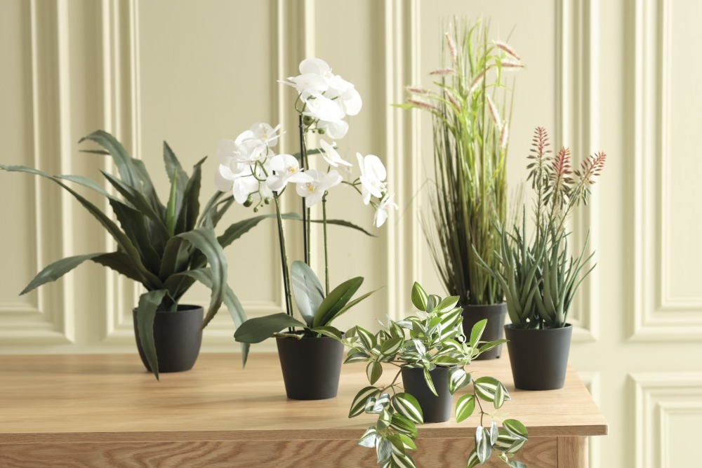 Spar 30-50% på utvalgte kunstige planter