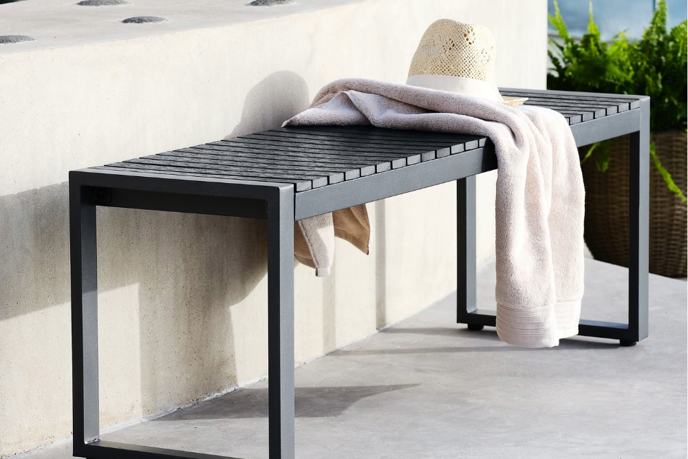 Spar opptil 50% på hagebenker