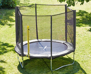 avlang trampoline