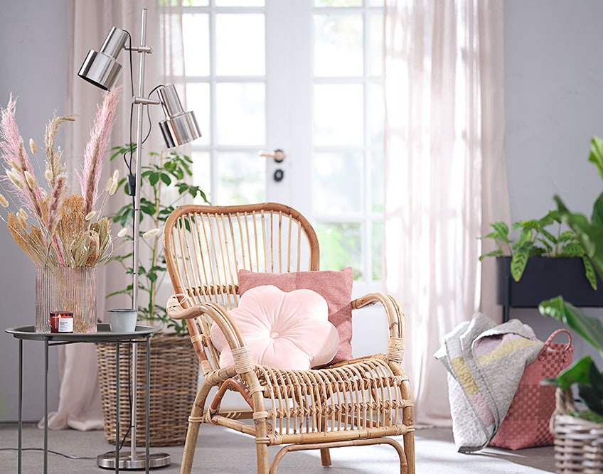 LISELEJE armchair and MATINUS floor lamp Reading nook with floor lamp and armchair