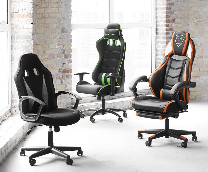 LAMDRUP, HARLEV og GAMBORG-gamingstoler Tre gamingstoler med grønne, oransje og grå detaljer